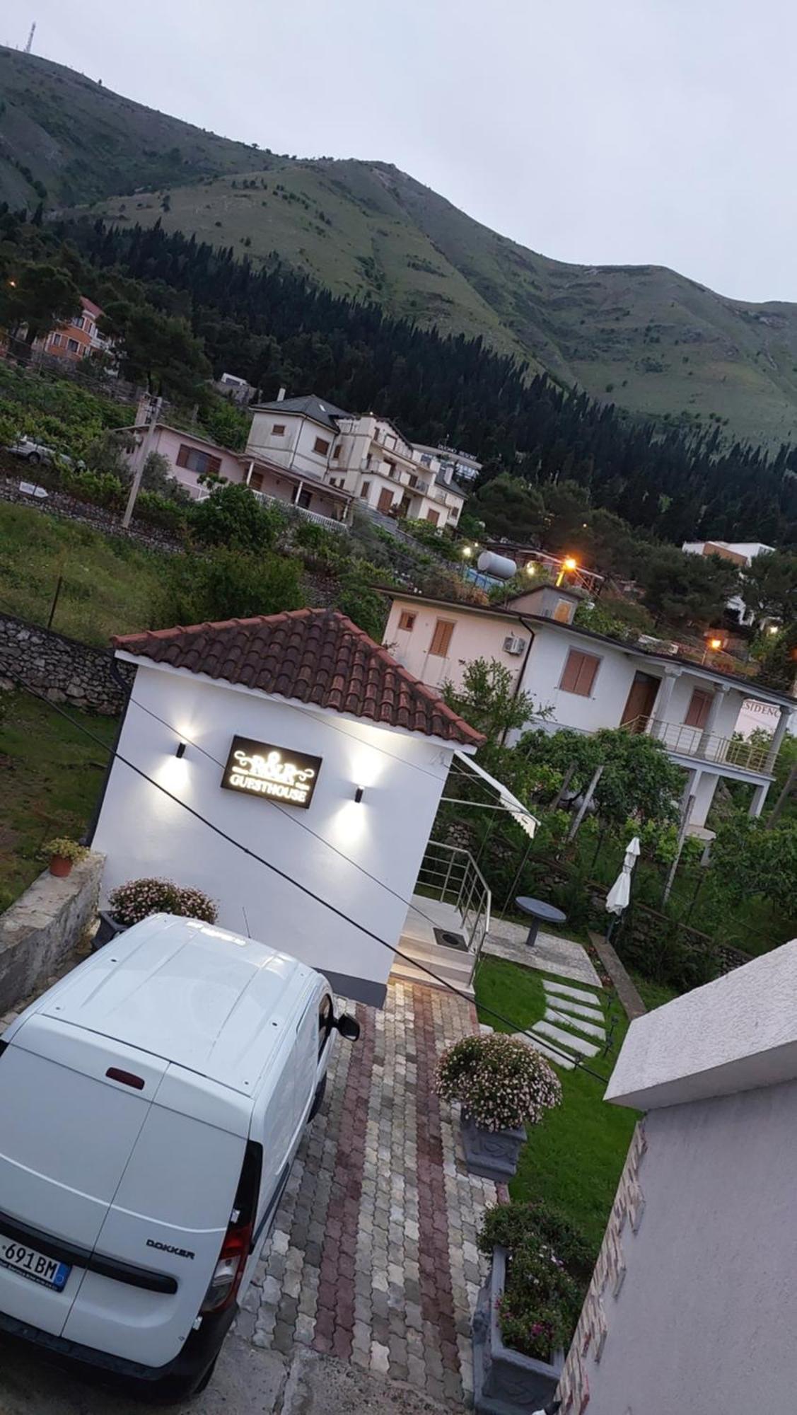 Отель R&R Gesthouse Shiroka Экстерьер фото