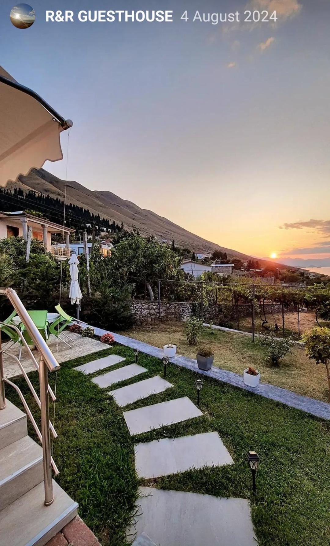 Отель R&R Gesthouse Shiroka Экстерьер фото